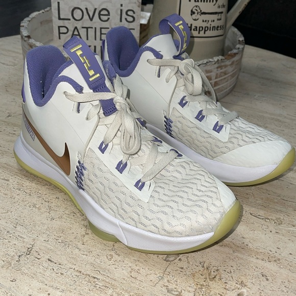 NIKE LeBron Witness 5 EP 'Summit White Metallic Bronze' CQ9381-102 Woman’s Sz 7 - Picture 4 of 16